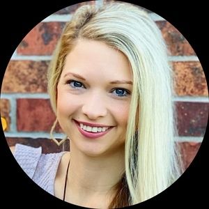 Meet your Posher, Caitlin